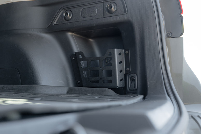 Design of the 2019-2024 Subaru Forester Rear Cargo Pocket Molles keeps access of the cargo tie points