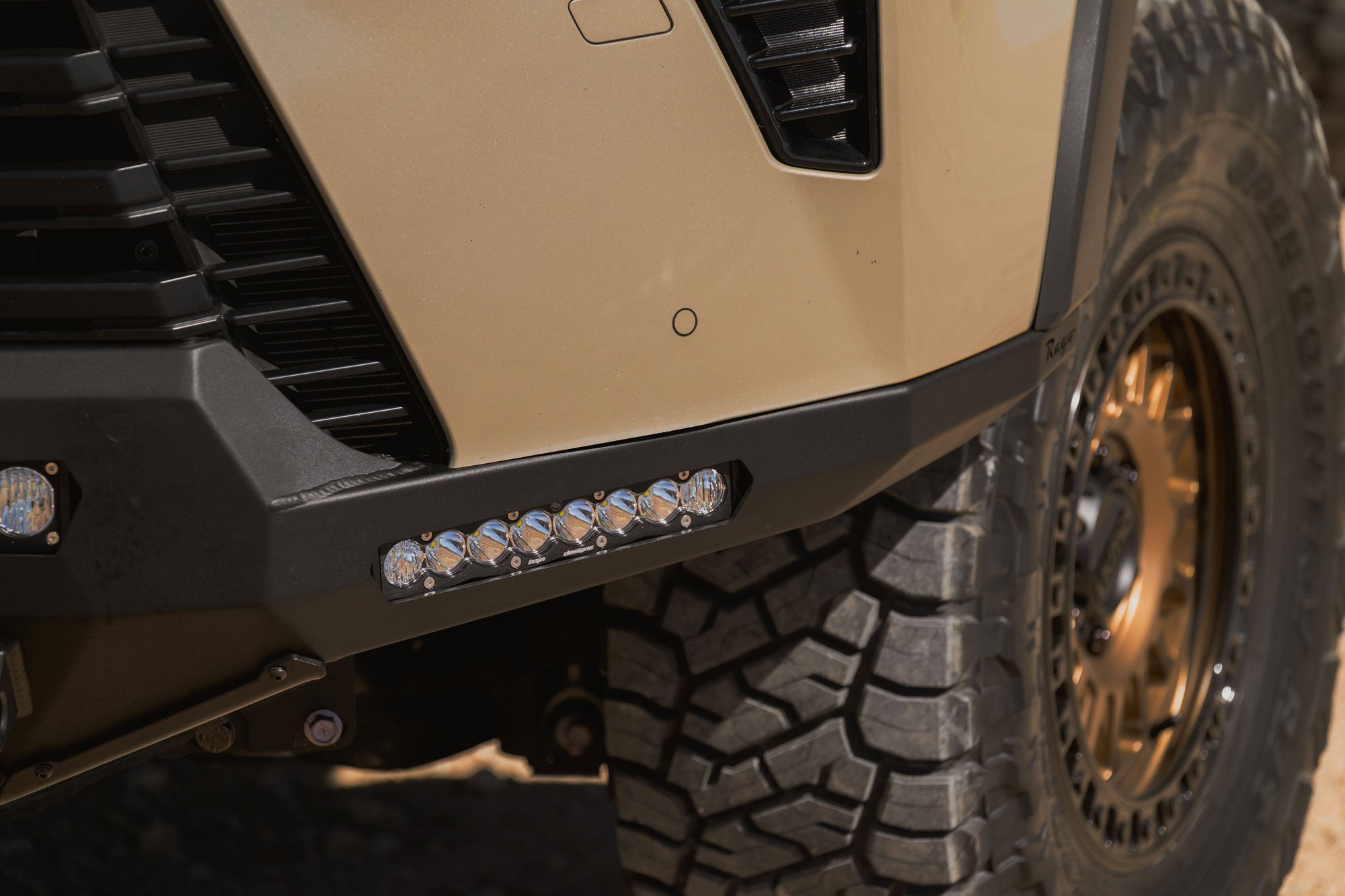 2024+ GX 550 Full-Width Winch Front Bumper