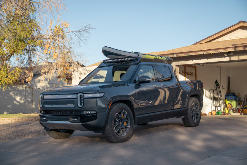 2022+ Rivian R1T Roof Rack w/ Light Pocket